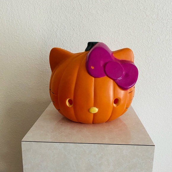 Sanrio Holiday Hello Kitty Blow Mold Jack O Lantern 9 Tall Sanrio